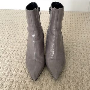L’Intervalle Grey Booties